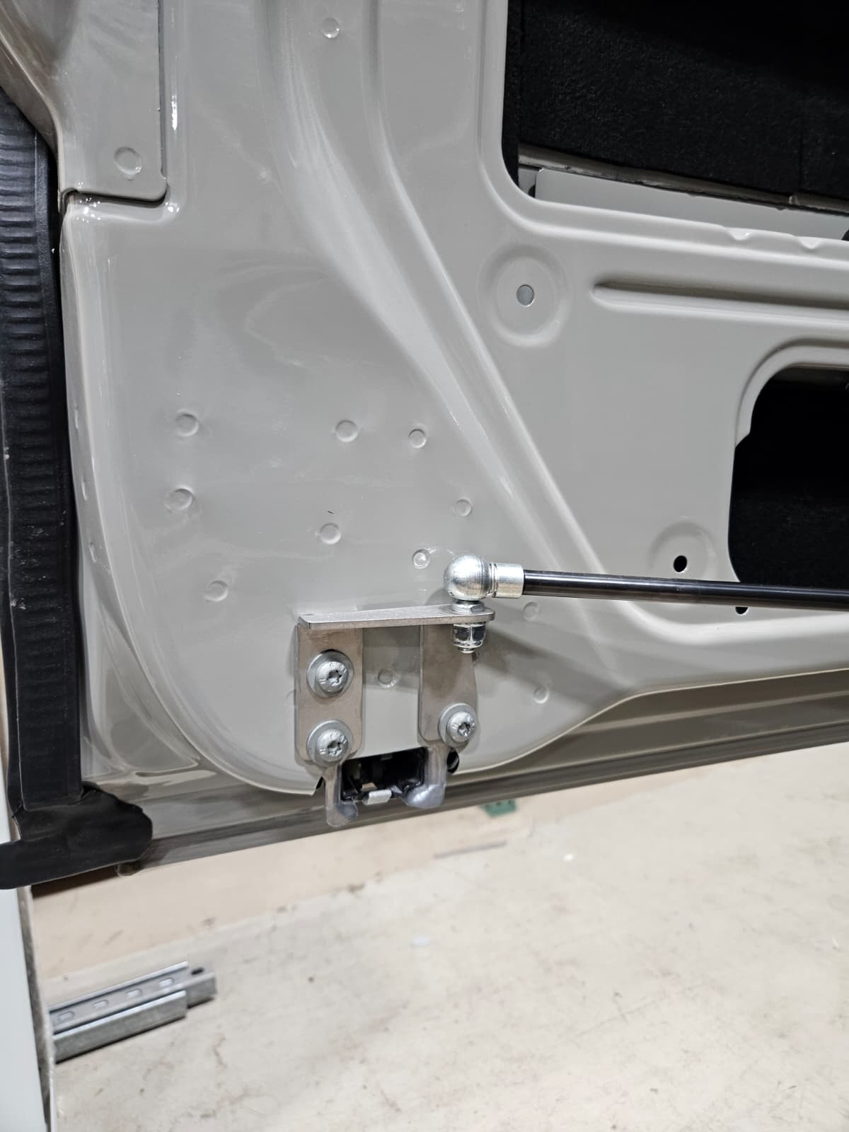 Rover Door Vector System Sprinter