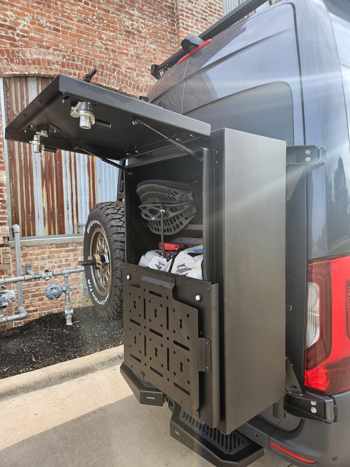 Accessory Rack for MAN TGE/Crafter II