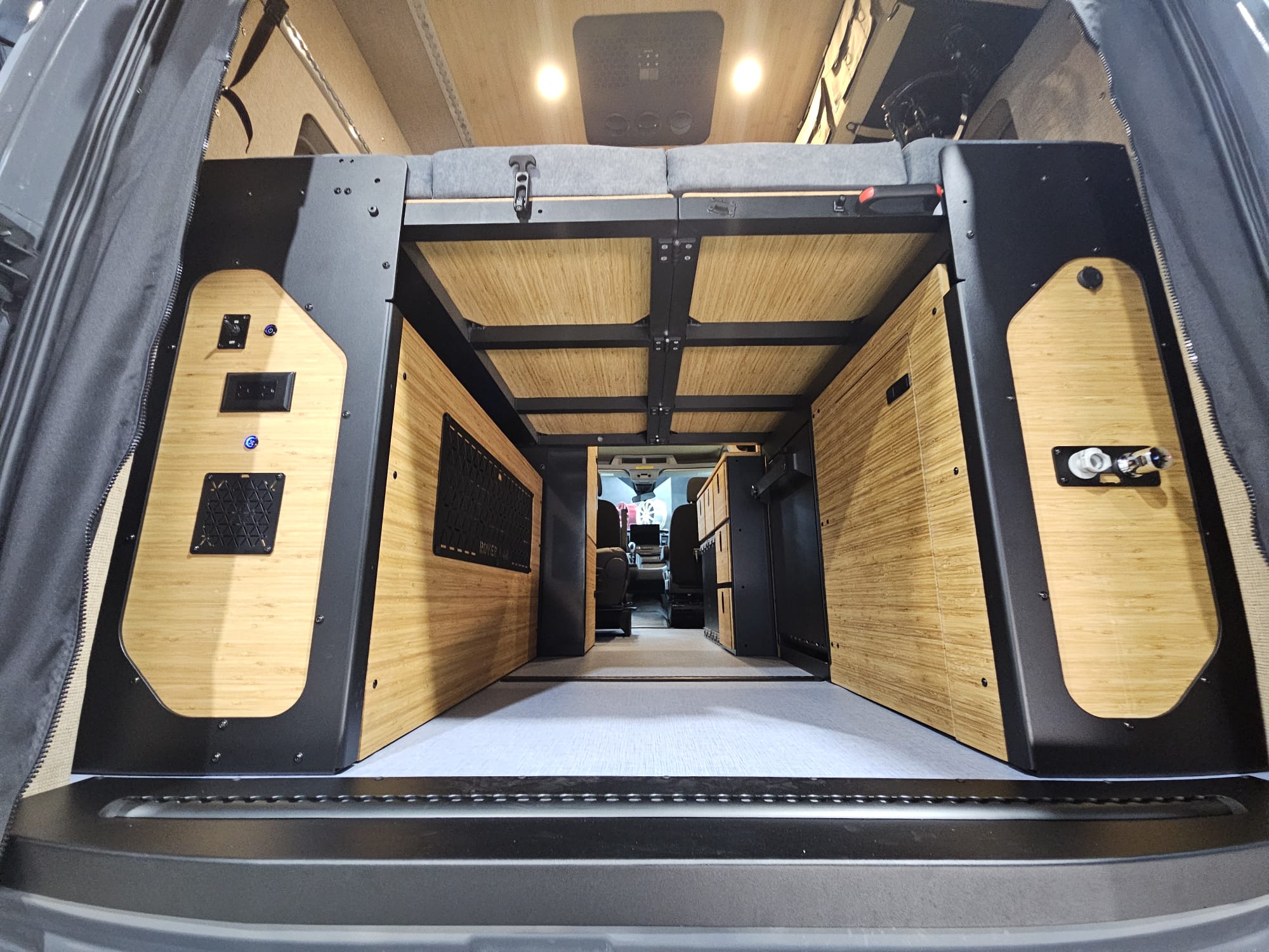 Garage System – 3w1 Łóżko/Biurko/Schowek